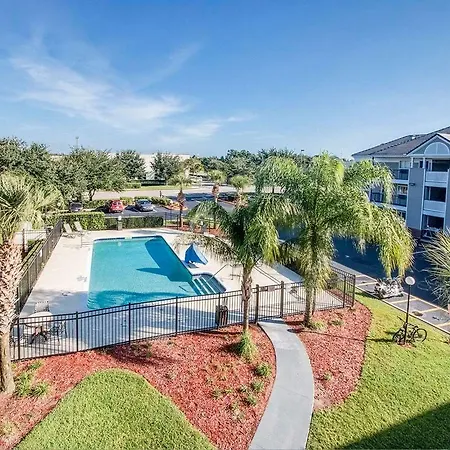 Hometowne Studios By Red Roof Orlando South 